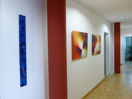 01.07.2014 - 31.01.2015  Einzelausstellung "Farbwelten"  in den Räumen der Anwaltskanzlei  Luithlen & v. Stackelberg, Jeannine Rücker