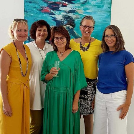Jeannine Rücker, Ausstellung der Künstlerinnengruppe females  "Déjà vue?"  im Kunstturm am Schwankl-Eck in Wolfratshausen, Obermarkt 33